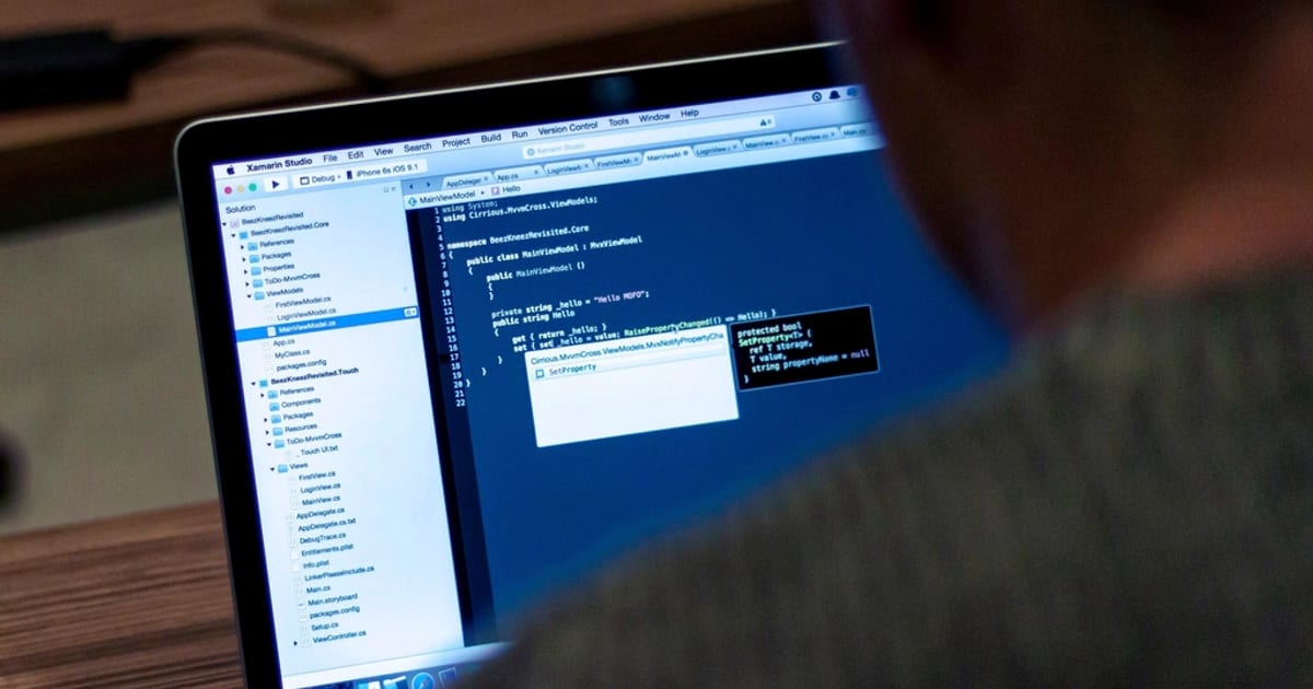 Panel de métricas técnicas de una web con indicadores de rastreo, indexación y velocidad de carga