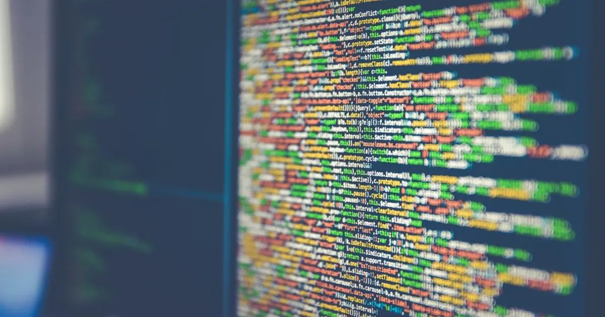 Pantalla con código en formato JSON que describe datos estructurados de una página web
